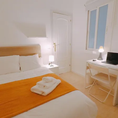 Apartament Karlabcnhome L’Hospitalet de Llobregat