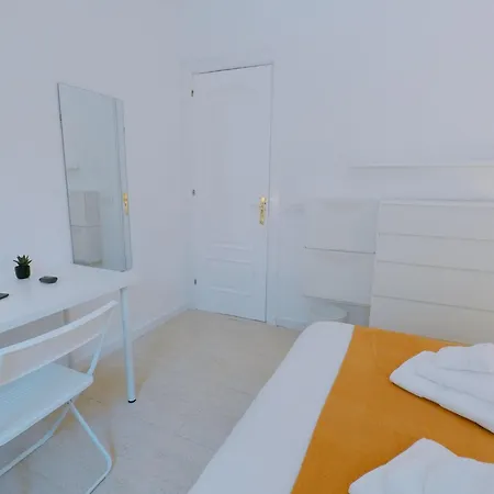 Karlabcnhome Apartament *