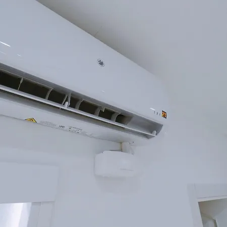 Karlabcnhome Apartament L’Hospitalet de Llobregat